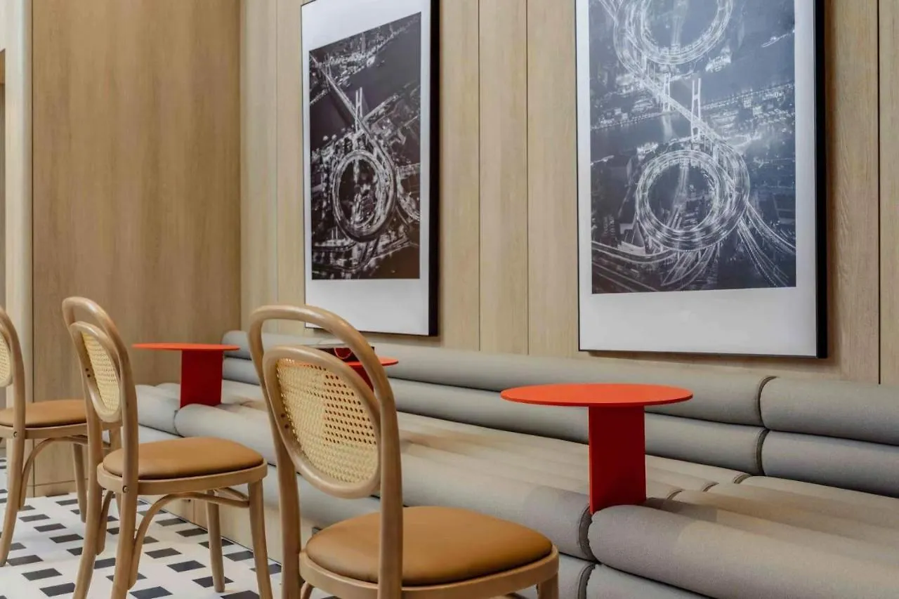 Holiday Inn Express Shanghai Hongqiao Linkong By Ihg Hotel